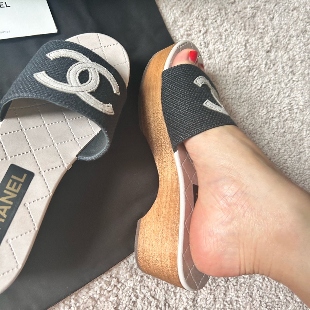 CHANEL Canvas platform mule. EU 39. (8-8.5) - Picture 8 of 14